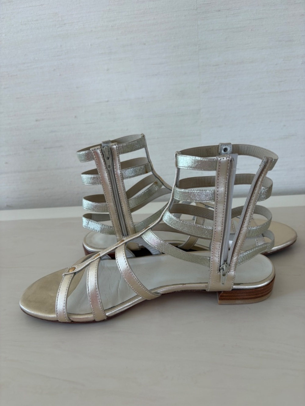 Sandals - Picture 10 of 11